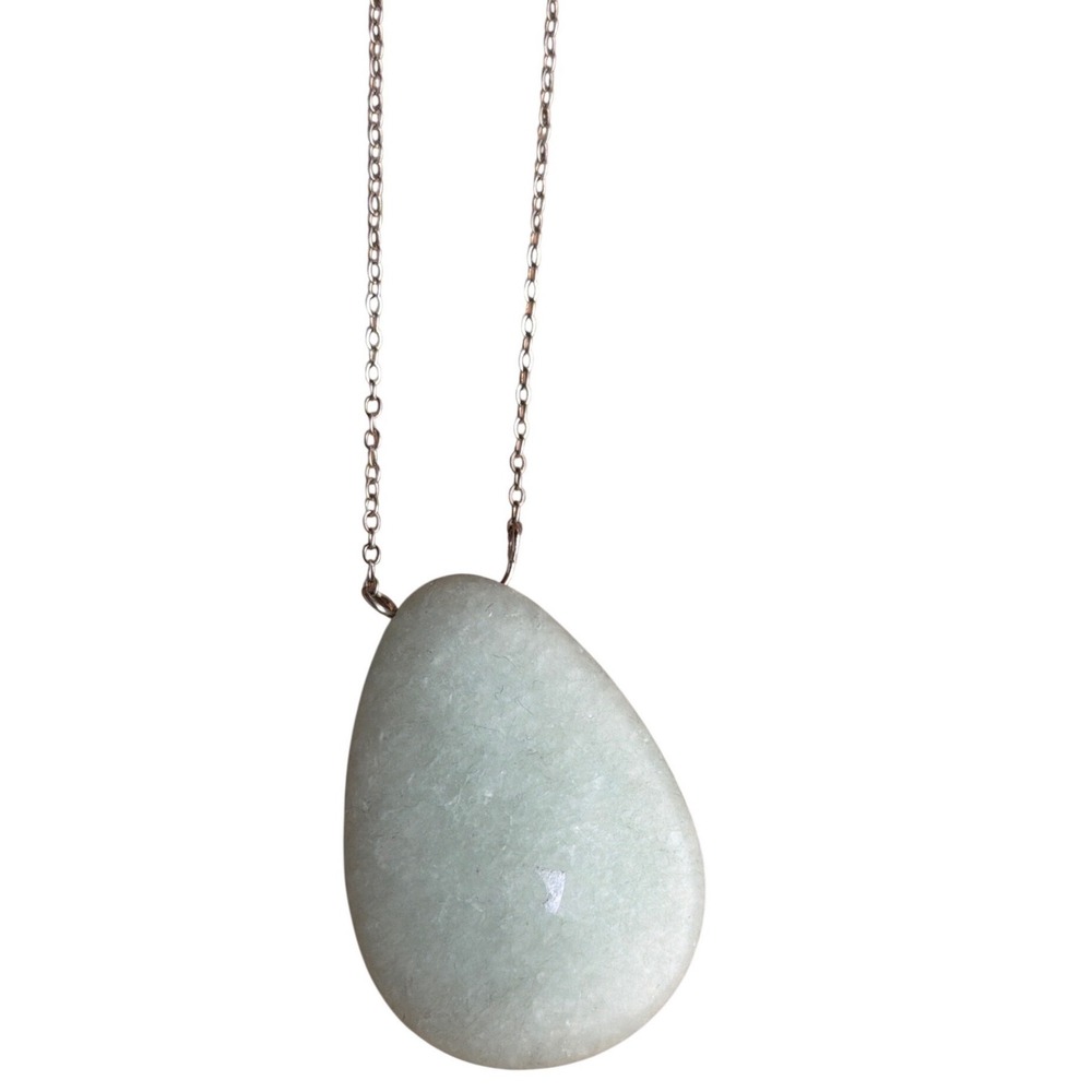 Pale Sage Green Stone Teardrop Pendant Necklace‎ Silver Tone Chain Minimalist
